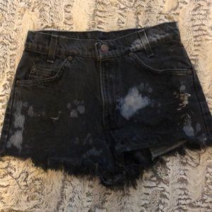 LEVI’s denim shorts